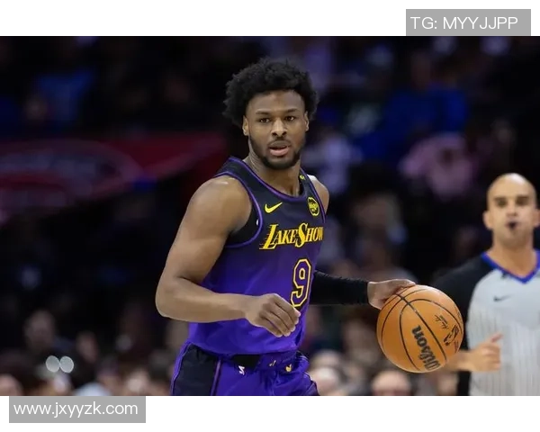 湖人对雄鹿比赛前瞻分析及胜负预测在即将到来的12月20日较量中